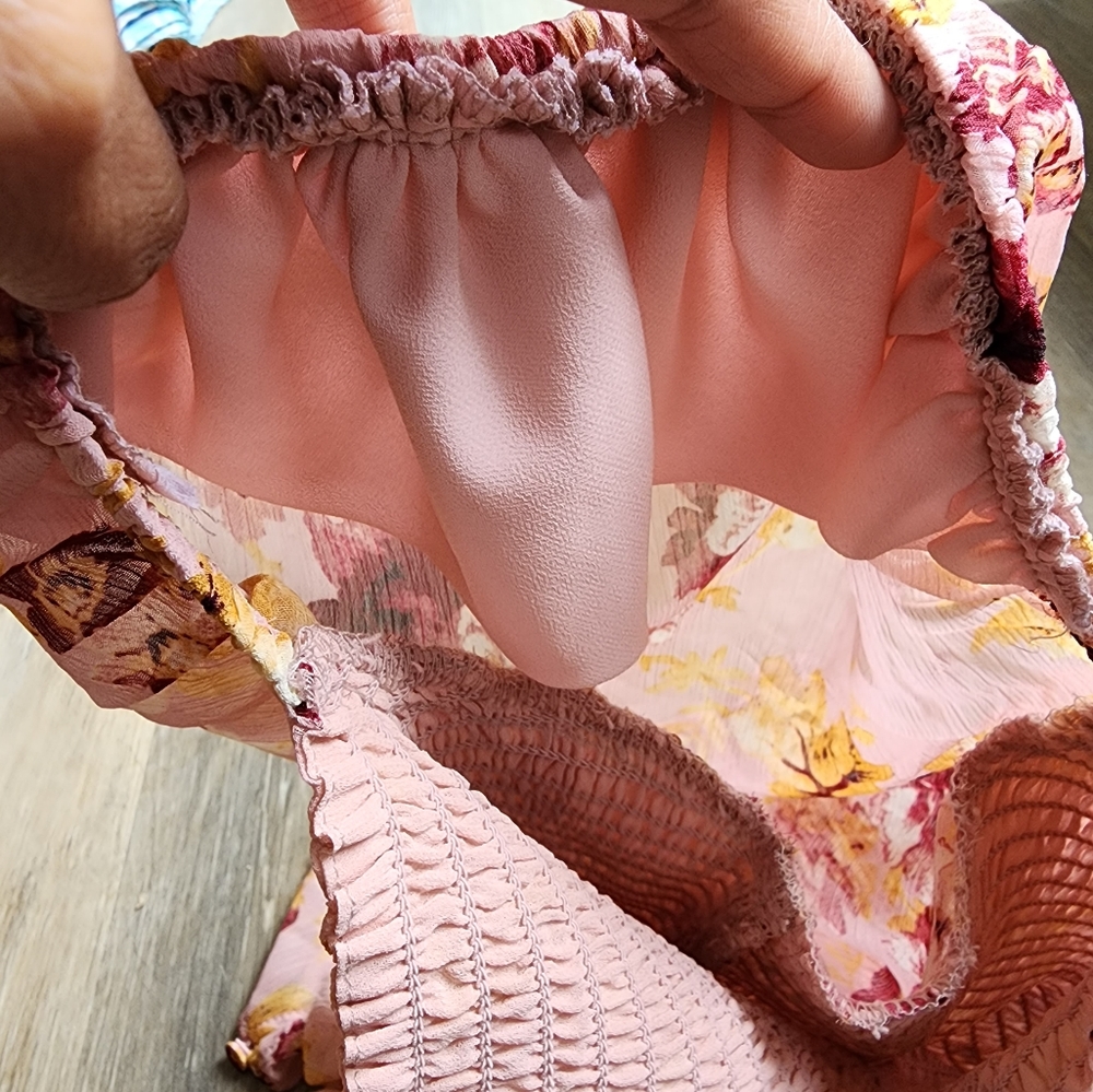 NWT EXPRESS FLORAL TOP - Picture 9 of 14